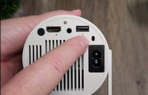Portable Mini Projector, 4K1080P Full HD projector