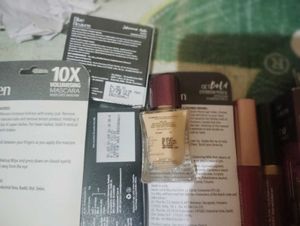 BLUE HEAVEN Bridal Makeup kit for women