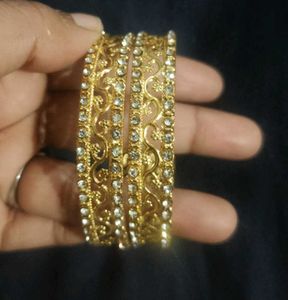 Gold-toned Bangle Set