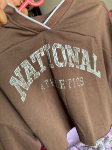 H&amp;M Brown Graphic Cropped Sweatshirt