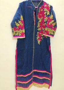 👗💗 Embroidered Kurti...
