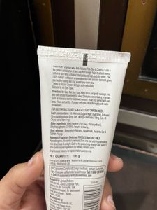 Everyuth Anti-Pollution Scrub
