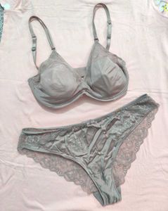 Lace Lingerie Set