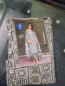 Elegant Printed Kurta Set m size