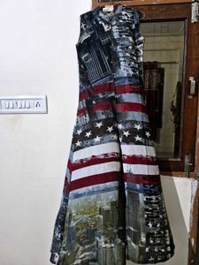 Unique Graphic Print Sleeveless Dress