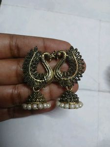 Earrings - Pack of 4 Beautiful Earring