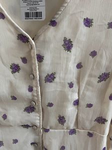 New Off White Floral Top