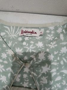 Pretty Floral Top