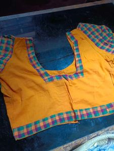 4 Blouses