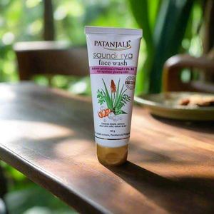 Patanjali Saundarya Face Wash