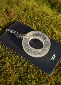 Initial &#39;E&#39; Keychain - Unique Resin Design