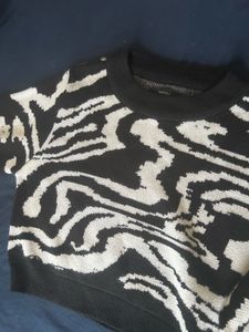 Abstract Print Sweater