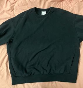 Black Oversized Sweatshirt