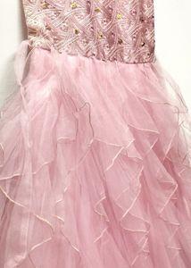 Selling a Pretty Gown.