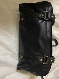 SALE🎀 !!Authentic Imported Nine West Leather Bag