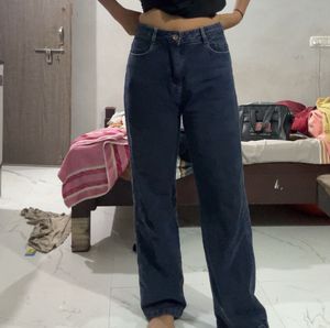 Dark Blue baggy Jeans