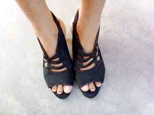 Black Heel Sandle