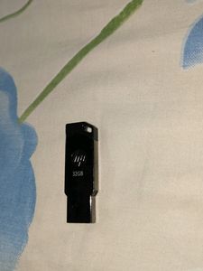 HP PENDRIVE (32 GB)