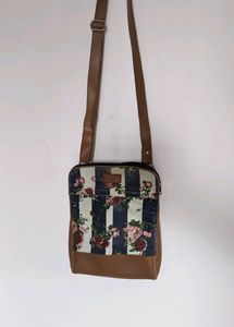 2bme Sling bag