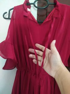 Elegant Maroon Midi Dress