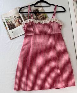 Gingham Sundress with Lace Trim🎀