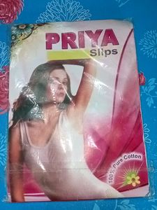 PRIYA Slips