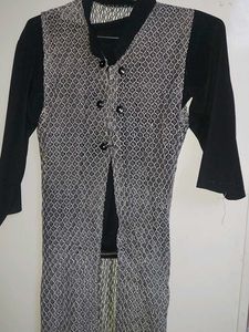 3 Piece Set , T-shirt , Pant Shrug Also