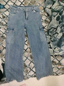 Cargo Jeans