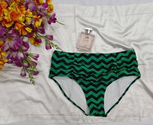 🇳🇿💗💫Chic Zigzag Swim Bottom