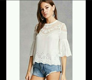 Zara Lace Eyelet Ruffle Top 💖