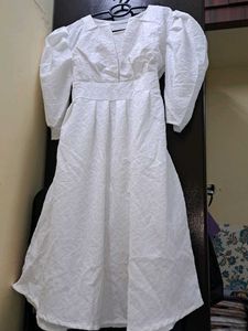 NEW* White Puff Sleeve Dress