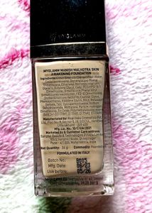 Manish Malhotra Foundation And Primer Combo Pack