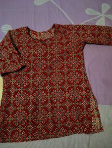 Red &amp; Beige Embroidered Kurta Set