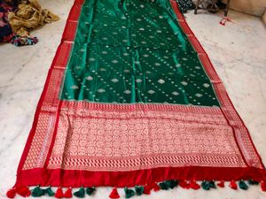 silk saree double colour very beautiful design
