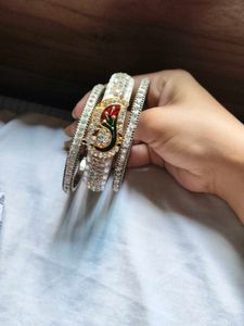 Sparkling Bangle Set