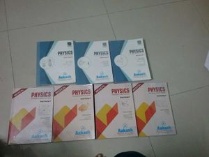 Aakash Physics Books