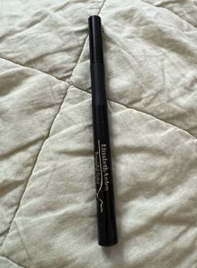 Elizabeth Arden Liquid Eyeliner