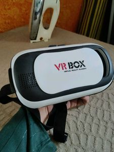 VR BOX NEW NOT USED