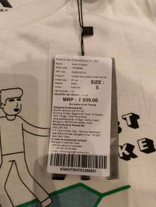 kook Graphic Print T-shirt