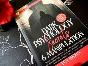 Dark Psychology Secrets &amp; Manipulation