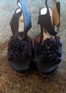 Very Pretty High Heels Sandle Navy Blue In Color