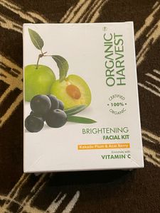Organic Harvest Facial Kit + Freebie
