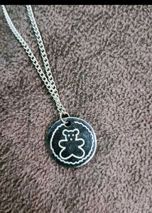 Aesthetic Chains