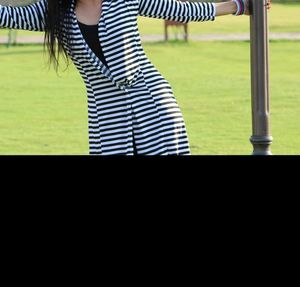 Stylish Women&#39;s Shrug..