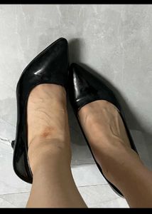 Black Pointed Toe Heels