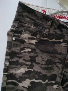 Brown Camouflage Capri Pants