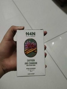 N4N Saffron & Chandan Serum