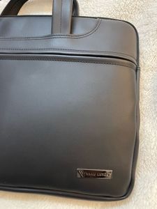 Versatile Black Laptop Bag