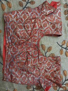 Boutique Blouse 👚