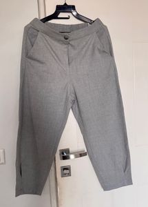 Grey Cropped Trousers